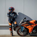 Komunikátor CARDO Packtalk Edge KTM pre 1 prilbu