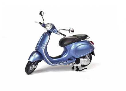 Model VESPA PRIMAVERA 1:12 modrá (57553B)