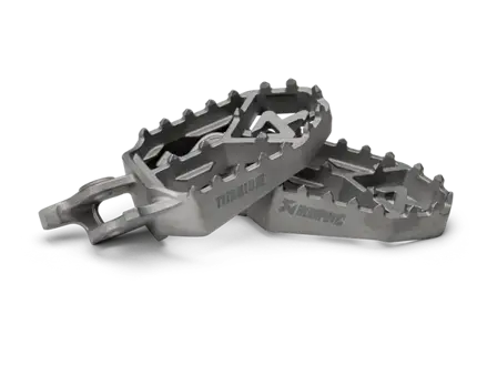 Titánové stupačky AKRAPOVIČ pre HONDA AFRICA TWIN