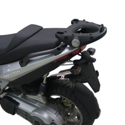 Nosič zadného kufra GIVI pre GILERA NEXUS 500'05 E682