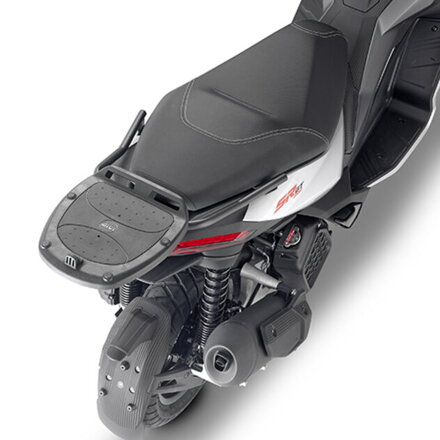 Nosič zadného kufra GIVI pre APRILIA SR GT 125/200 (22-23) SR6711