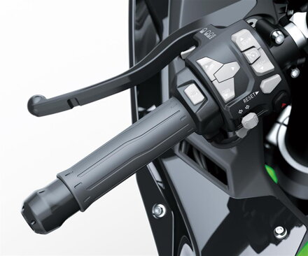 Rukoväte KAWASAKI vyhrievané pre Ninja ZX-10R, RR