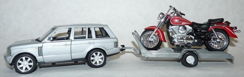 WELLY Model KAWASAKI Vulcan a RANGE ROVER 1:18 (39882F) WELLY Model KAWASAKI Vulcan a RANGE ROVER 1:18 (39882F)