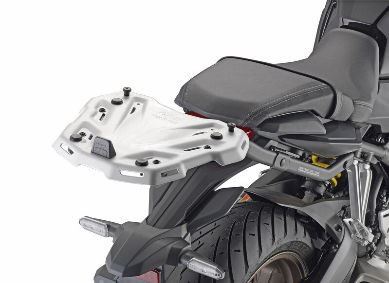 Nosič zadného kufra GIVI pre HONDA CB650R 1173FZ Nosič zadného kufra GIVI pre HONDA CB650R 1173FZ