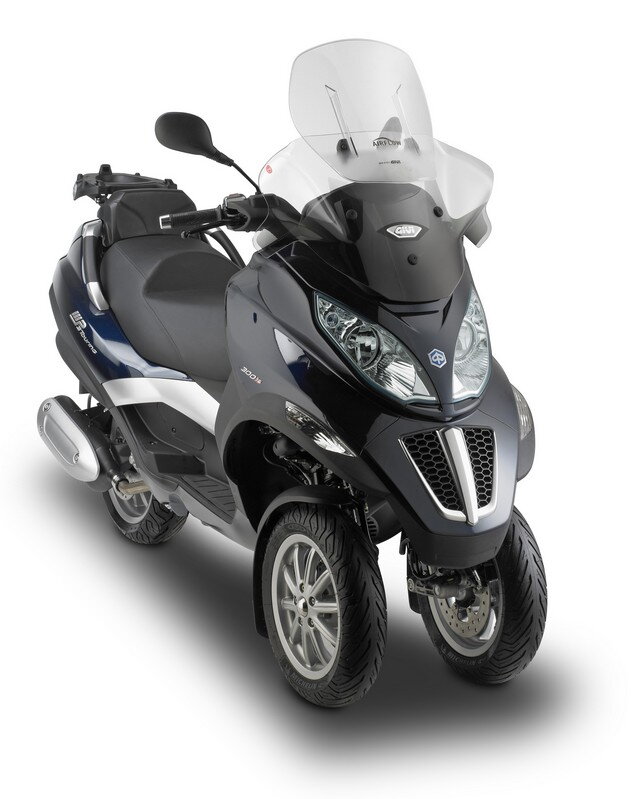 Plexi GIVI AF5601 pre PIAGGIO MP3 TRIUMPH 300-400(11)