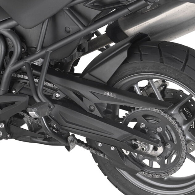 Zadný blatník a kryt reťaze GIVI pre TRIUMPH TIGER 800 MG6401 Zadný blatník a kryt reťaze GIVI pre TRIUMPH TIGER 800 MG6401