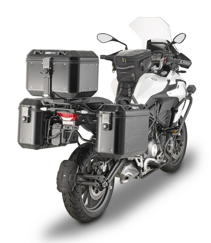 Držiak bočných kufrov GIVI pre BENELLI TRK502 PL8703 Držiak bočných kufrov GIVI pre BENELLI TRK502 PL8703
