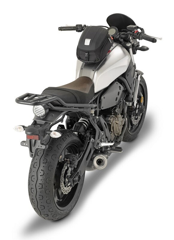 Nosič zadného kufra GIVI pre YAMAHA XSR700 SR2126 Nosič zadného kufra GIVI pre YAMAHA XSR700 SR2126
