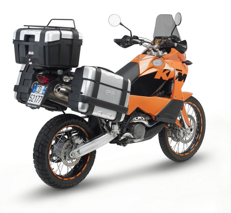 Nosič zadného kufra GIVI pre KTM ADVENT.950/990 SR7700 Nosič zadného kufra GIVI pre KTM ADVENT.950/990 SR7700