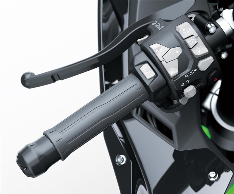 Rukoväte KAWASAKI vyhrievané pre Ninja ZX-10R, RR