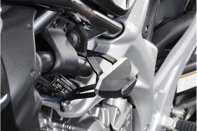 Padacie Protektory SW-MOTECH pre SFV650 Gladius / SV650 ABS STP.05.590.10000/B Padacie Protektory SW-MOTECH pre SFV650 Gladius / SV650 ABS STP.05.590.10000/B