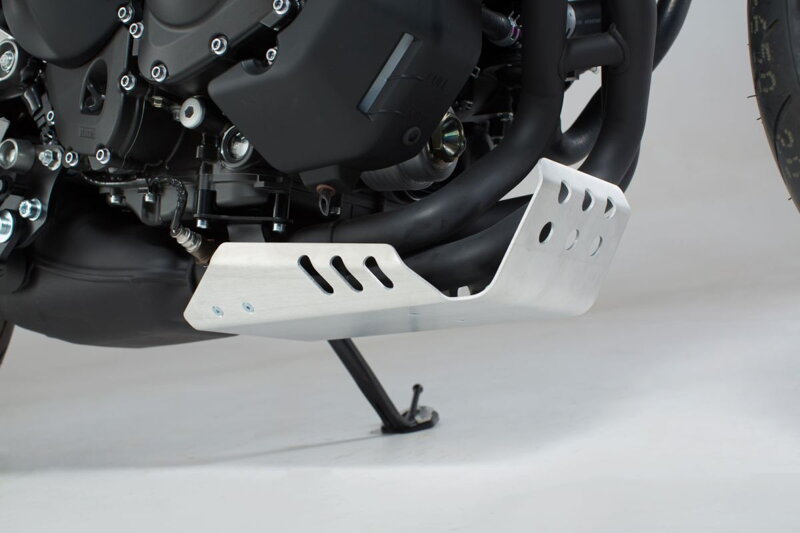 Kryt motora SW-MOTECH strieborný Yamaha XSR 900, MT-09/Tracer MSS.06.599.10000/S Kryt motora SW-MOTECH strieborný Yamaha XSR 900, MT-09/Tracer MSS.06.599.10000/S