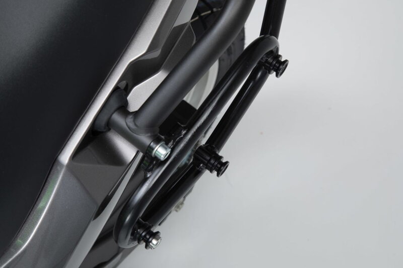 Držiak bočnej brašne SW-MOTECH SLC ľavý pre Kawasaki Versys-X300 ABS HTA.08.875.10000 Držiak bočnej brašne SW-MOTECH SLC ľavý pre Kawasaki Versys-X300 ABS HTA.08.875.10000