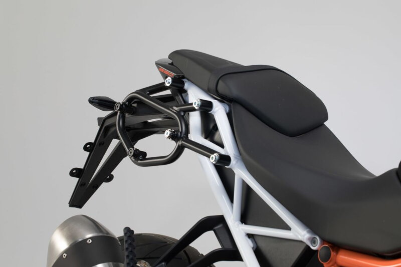 Držiak bočnej brašne SW-MOTECH SLC pravý pre KTM 1290 Super Duke R HTA.04.881.11000 Držiak bočnej brašne SW-MOTECH SLC pravý pre KTM 1290 Super Duke R HTA.04.881.11000