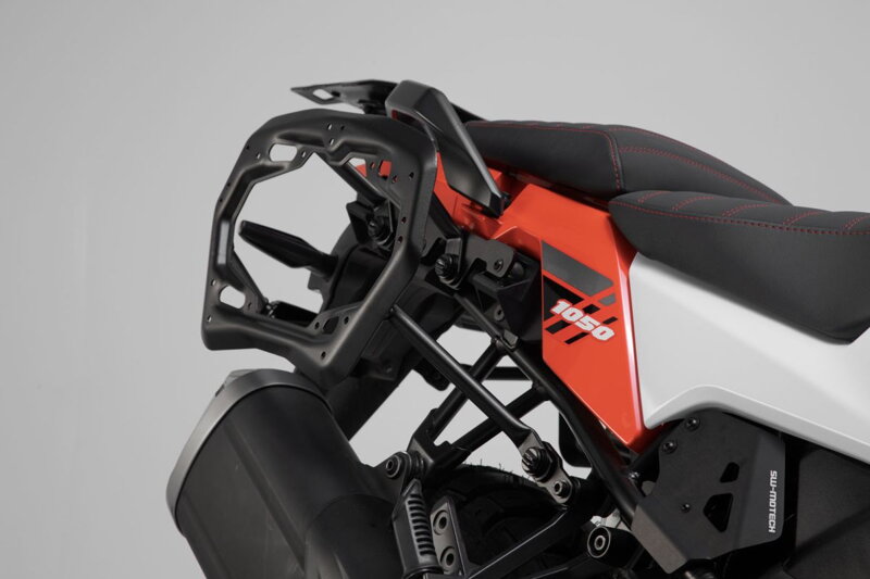 Držiak bočných brašní SW-MOTECH PRO pre Suzuki V-Strom 1050 KFT.05.936.30000/B Držiak bočných brašní SW-MOTECH PRO pre Suzuki V-Strom 1050 KFT.05.936.30000/B