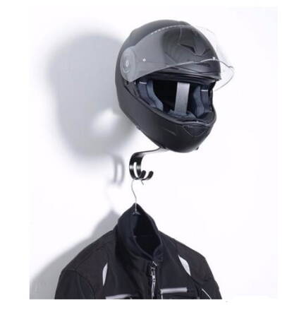 Vešiak na moto oblečenie